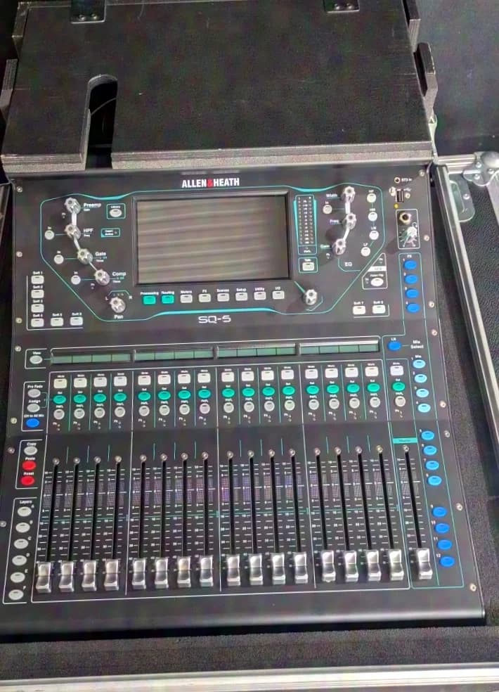 Allen & Heath SQ-5 inkl. aller Plugins