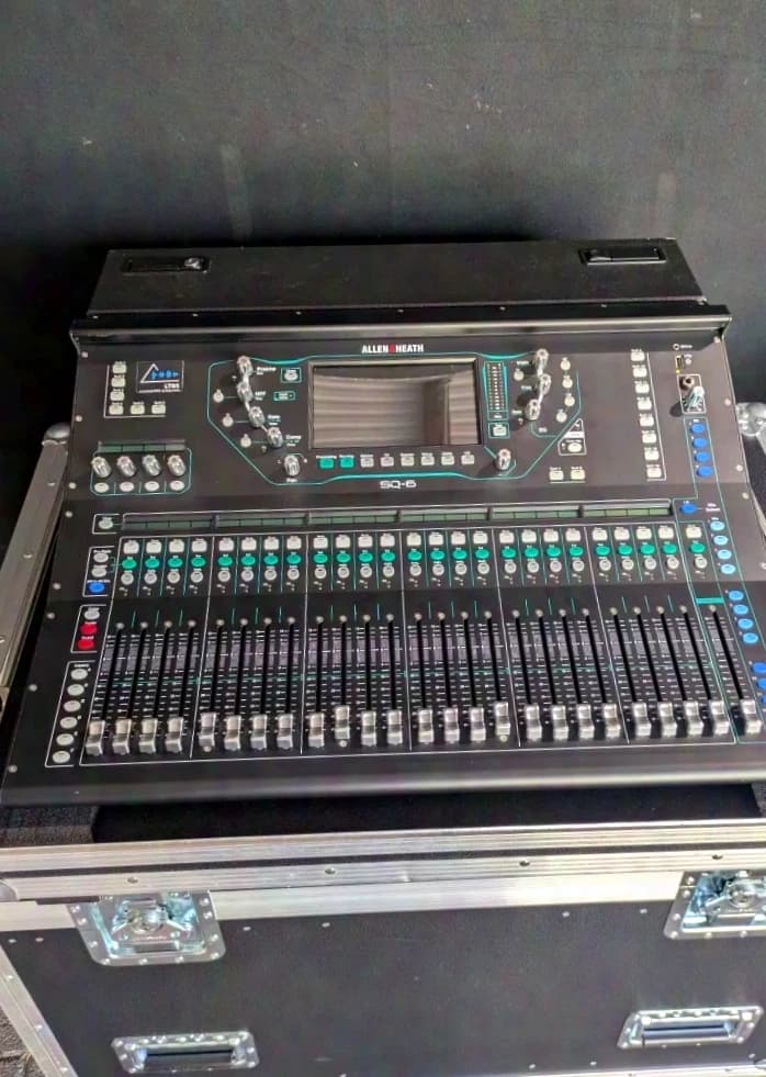 Allen & Heath SQ-6 Digitalmischpult – inkl. aller Plugins