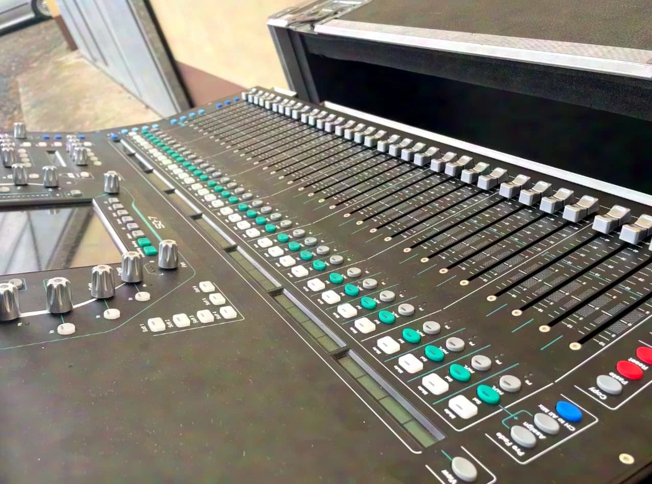 Allen&Heath SQ-7 inkl. Amptown Case