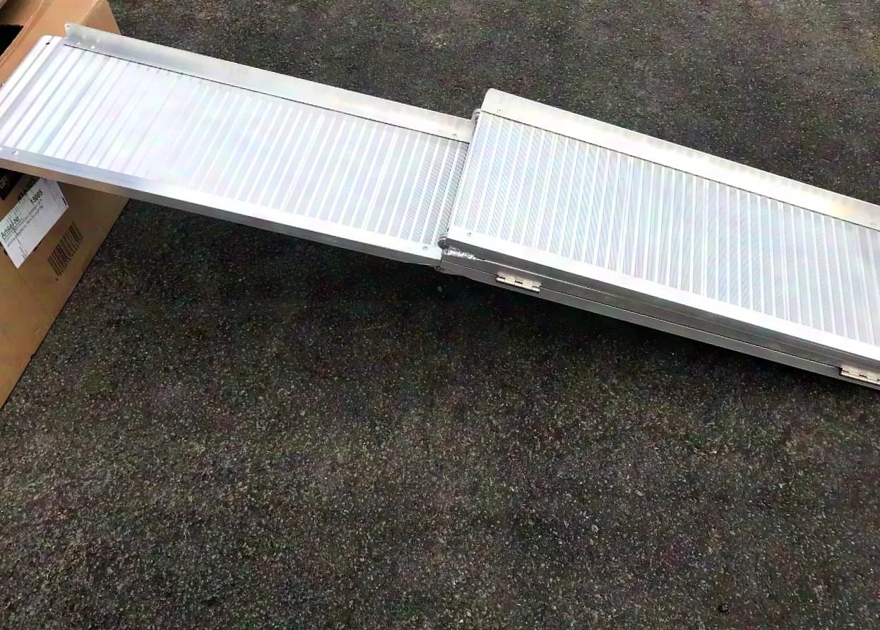 Alu-Rampe Alu Klapprampe Länge 183cm Max 272KG Veranstaltungstechnik