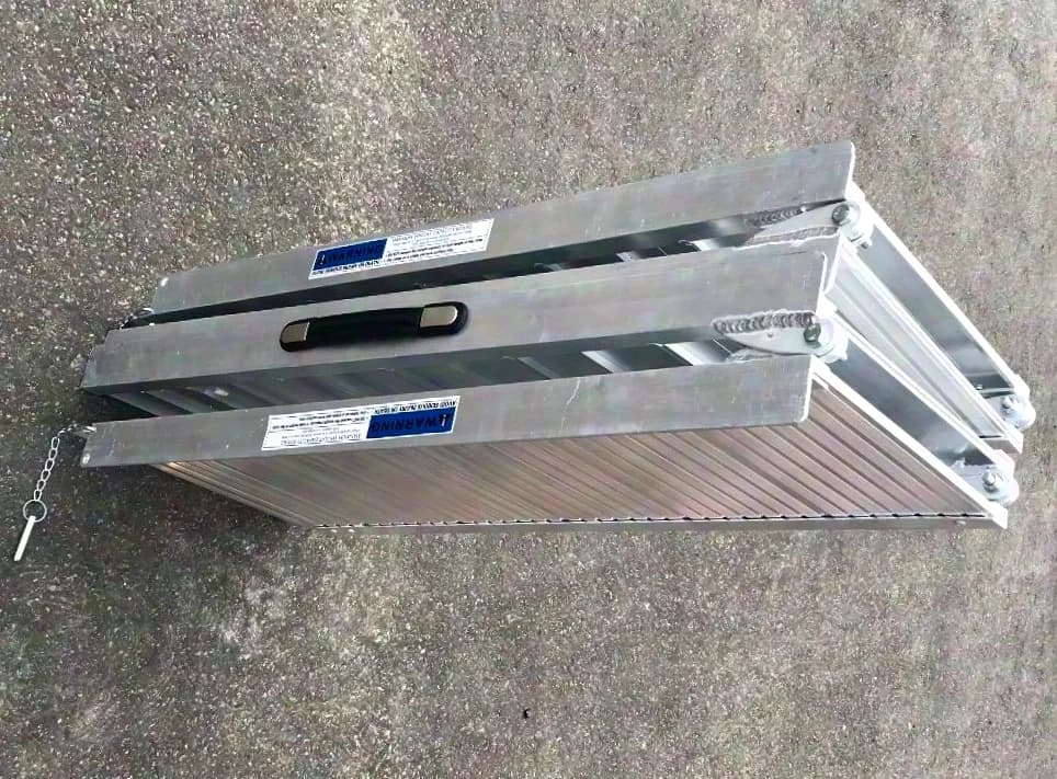 Alu-Rampe Alu Klapprampe Länge 183cm Max 272KG Veranstaltungstechnik