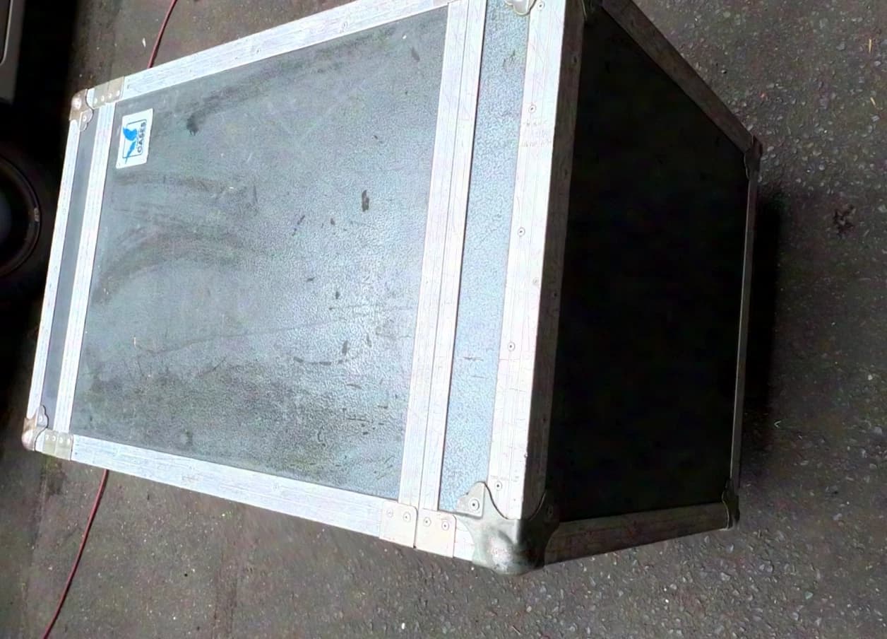 Amptown 19" 12 HE DD-Rack auf Rolle