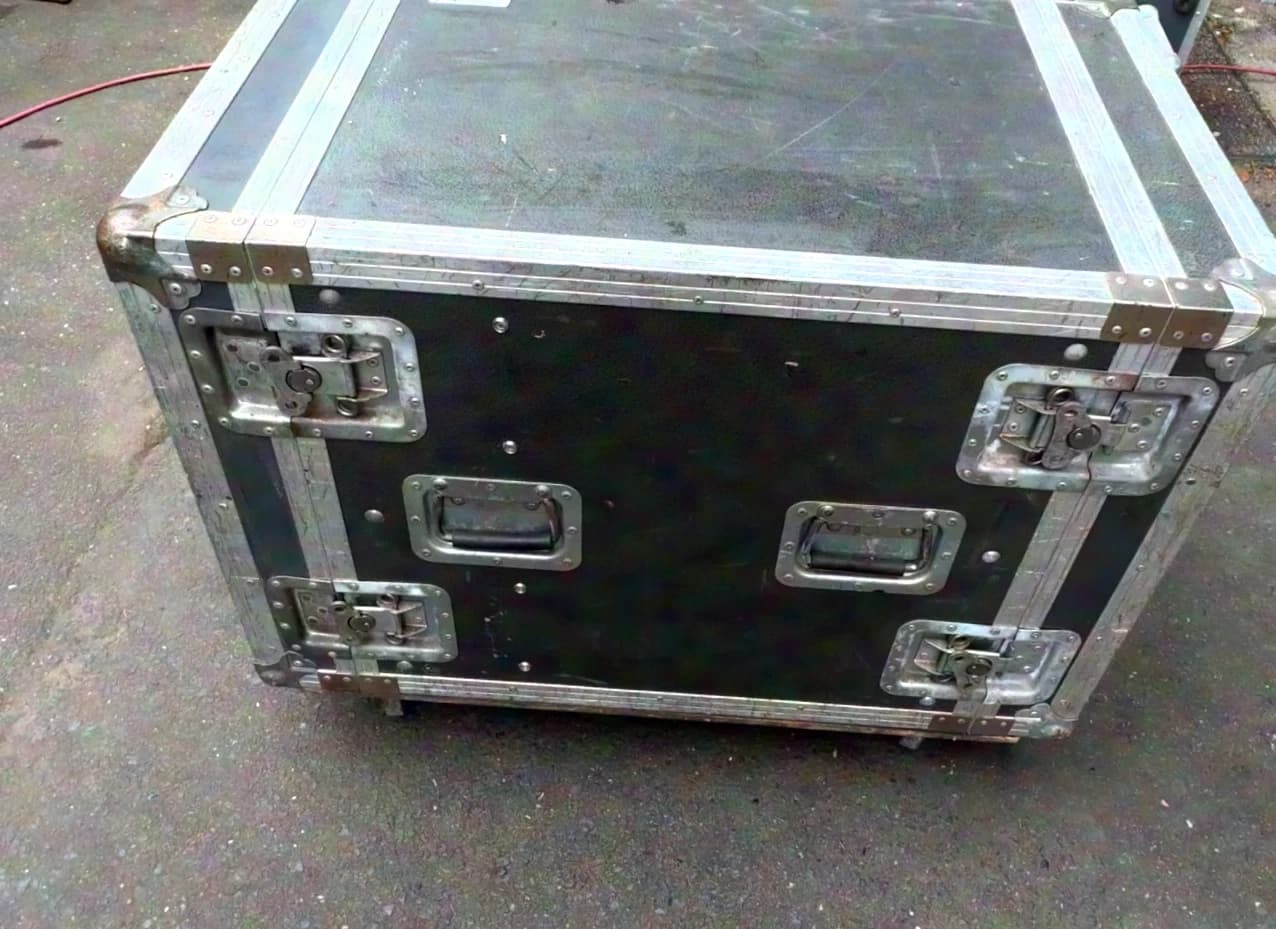 Amptown 19" 12 HE DD-Rack auf Rolle