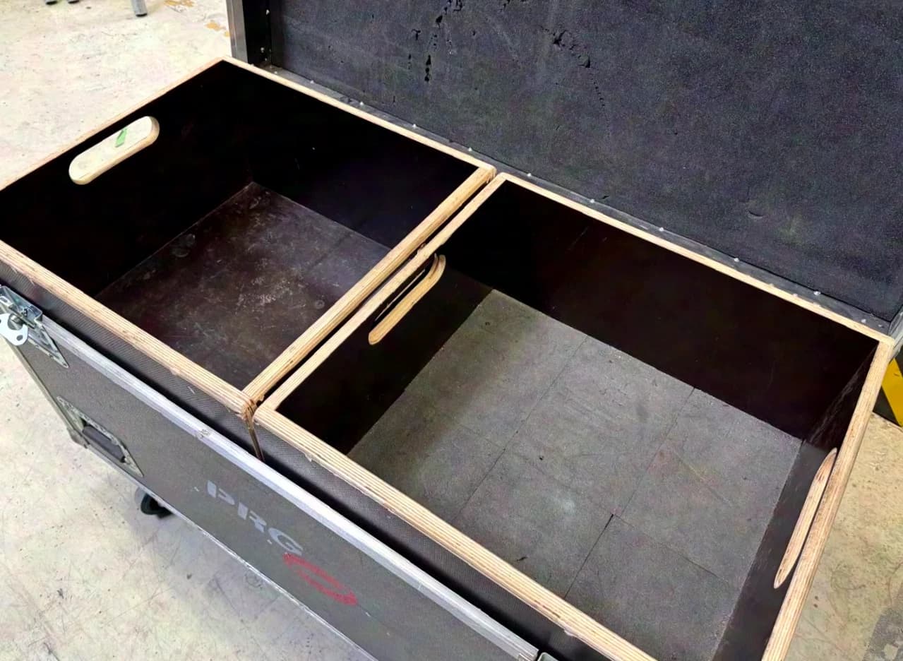 Amptown | Zubehör Case / Toolcase 120x60x76 cm mit diversen Fächern und Stromanschluss