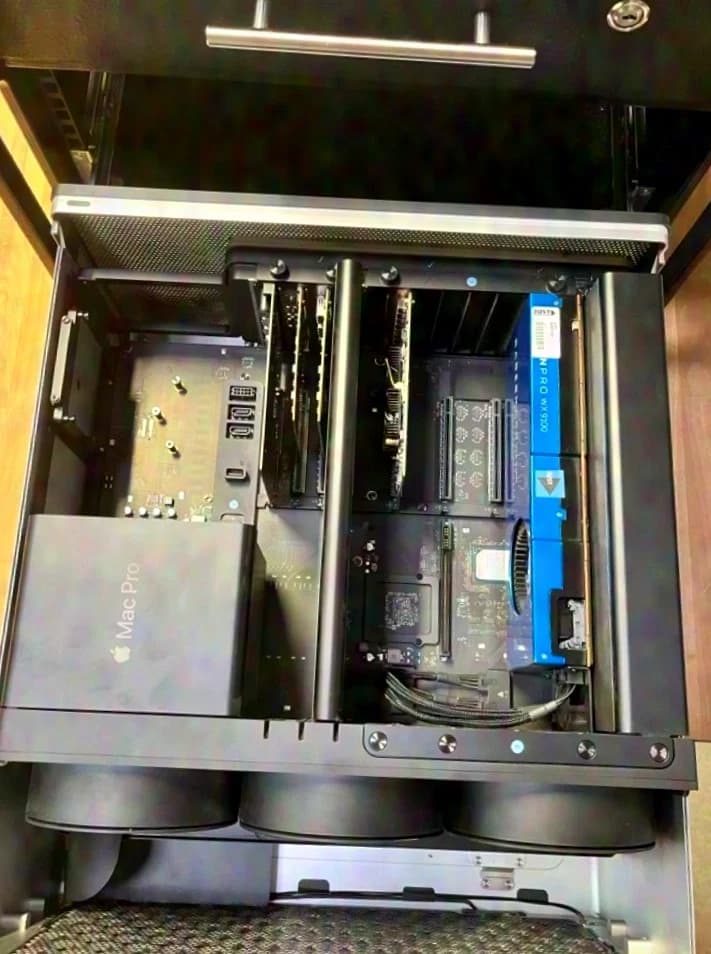 Apple Mac Pro Rack 7.1 (2019) 16C Xeon 3.2GHz, 48GB Ram, 2TB SSD, Afterburner