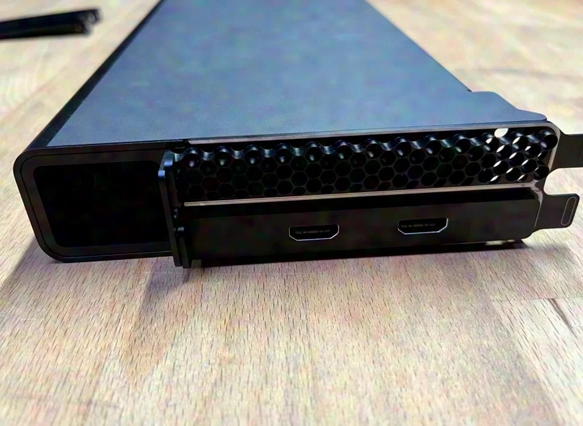 Apple Mac Pro Rack 7.1 (2019) 16C Xeon 3.2GHz, 48GB Ram, 2TB SSD, Afterburner