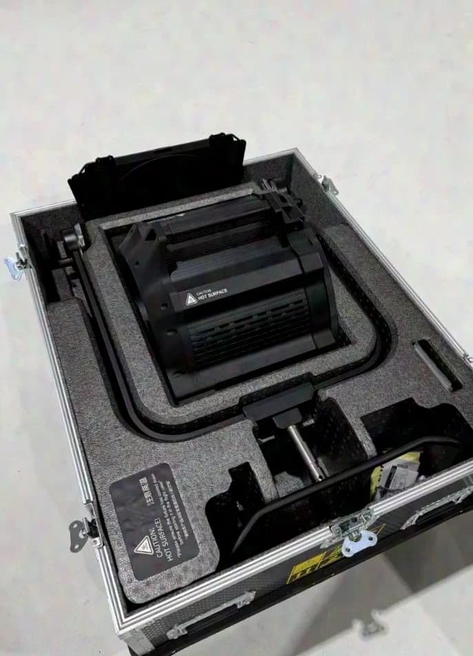 Aputure F14 Fresnel