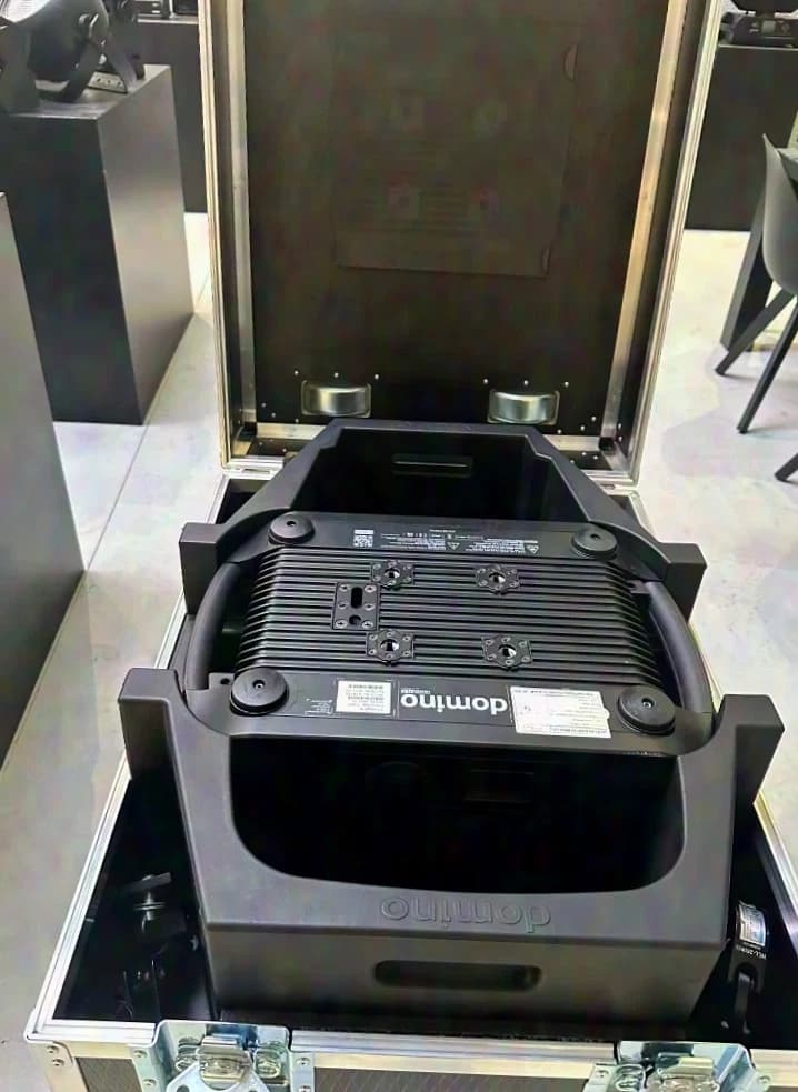 Ayrton Domino S Profile IP65