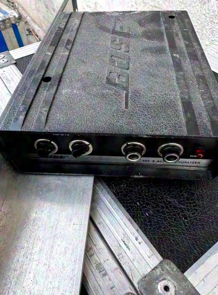 BOSE 402-E - Controller