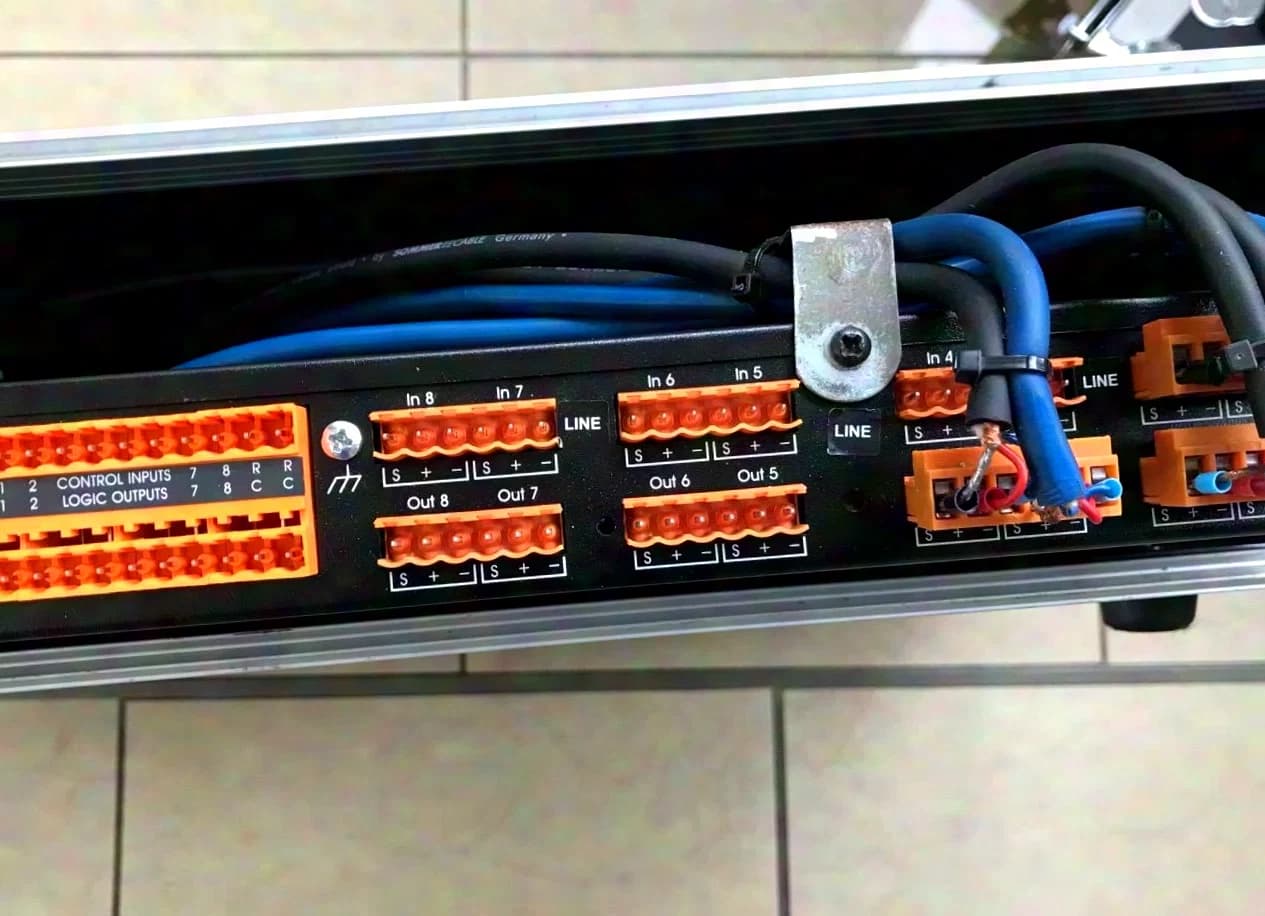 BSS Soundweb 9088 IIs