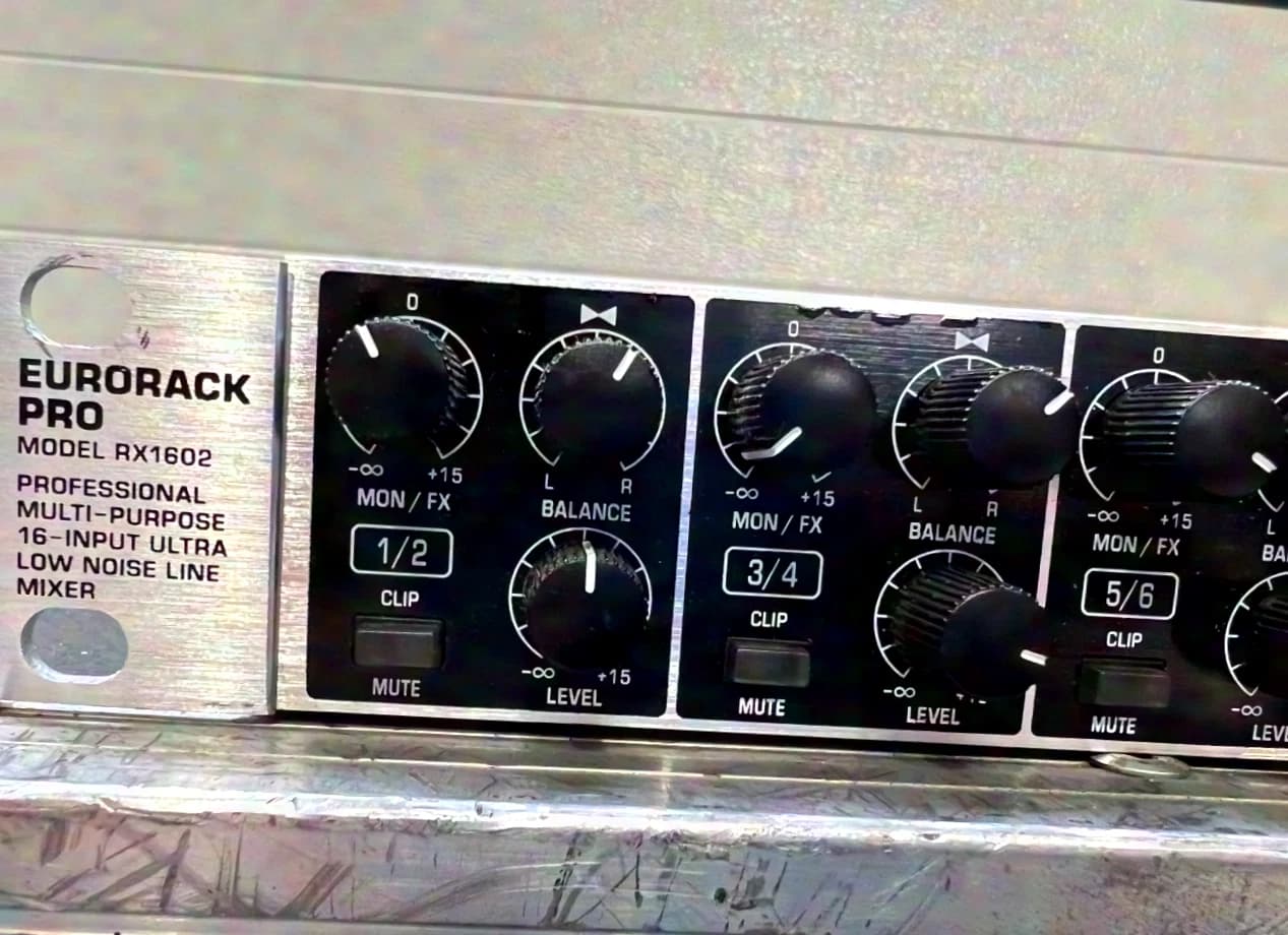 Behringer Eurorack Pro RX1602