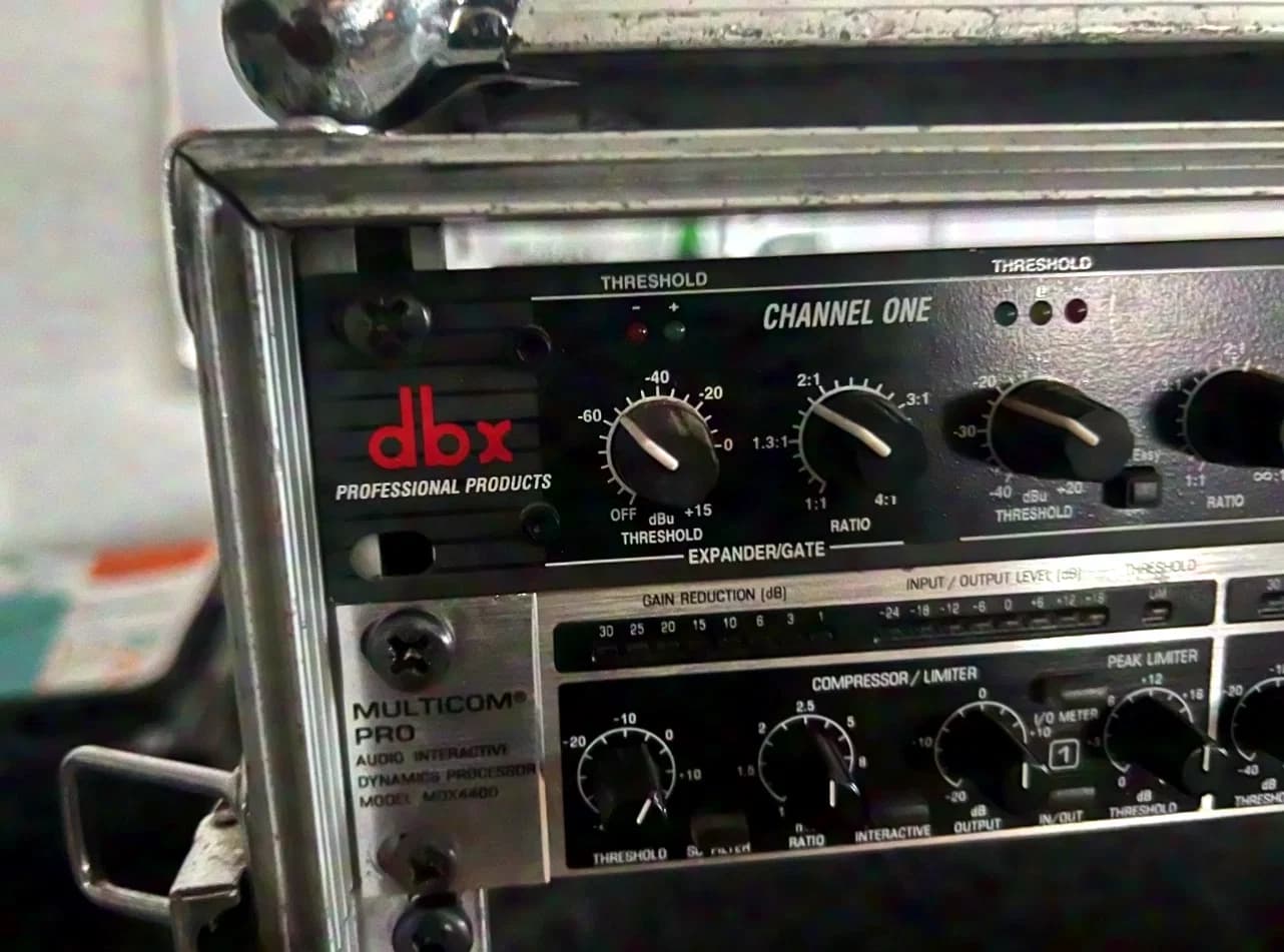 Behringer Multicom Pro MDX 4400