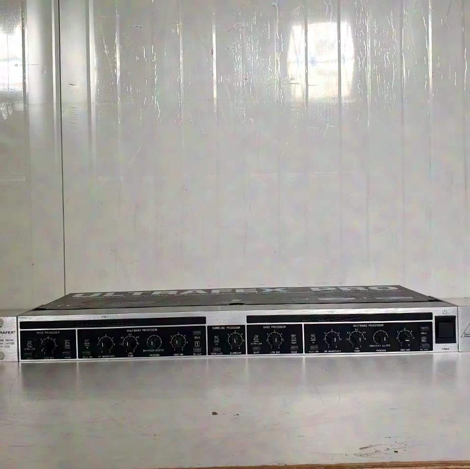 Behringer Ultrafex Pro EX 3200 - RET1121
