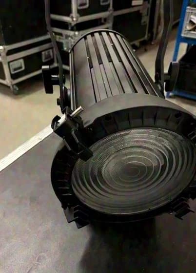 Briteq BT-Theatre HD2 LED-Fresnel 200W RGBAL