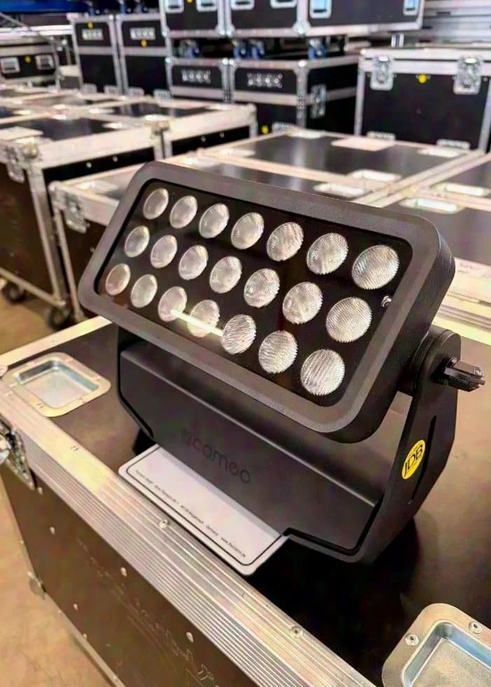 CAMEO Zenit W300 Outdoor LED Wash Light