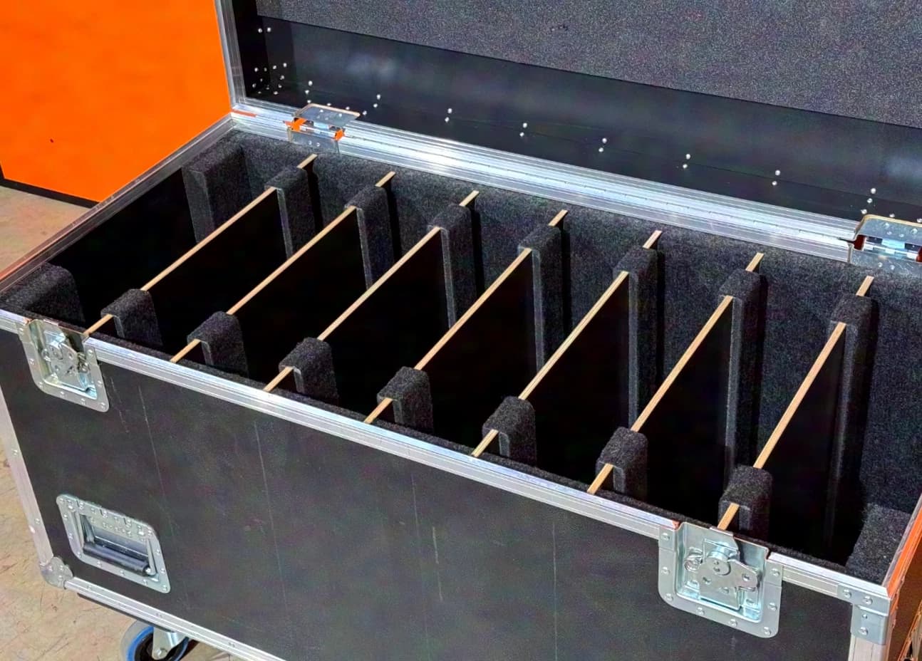 CASE WERK Case für 4-Lite Blinder (8)