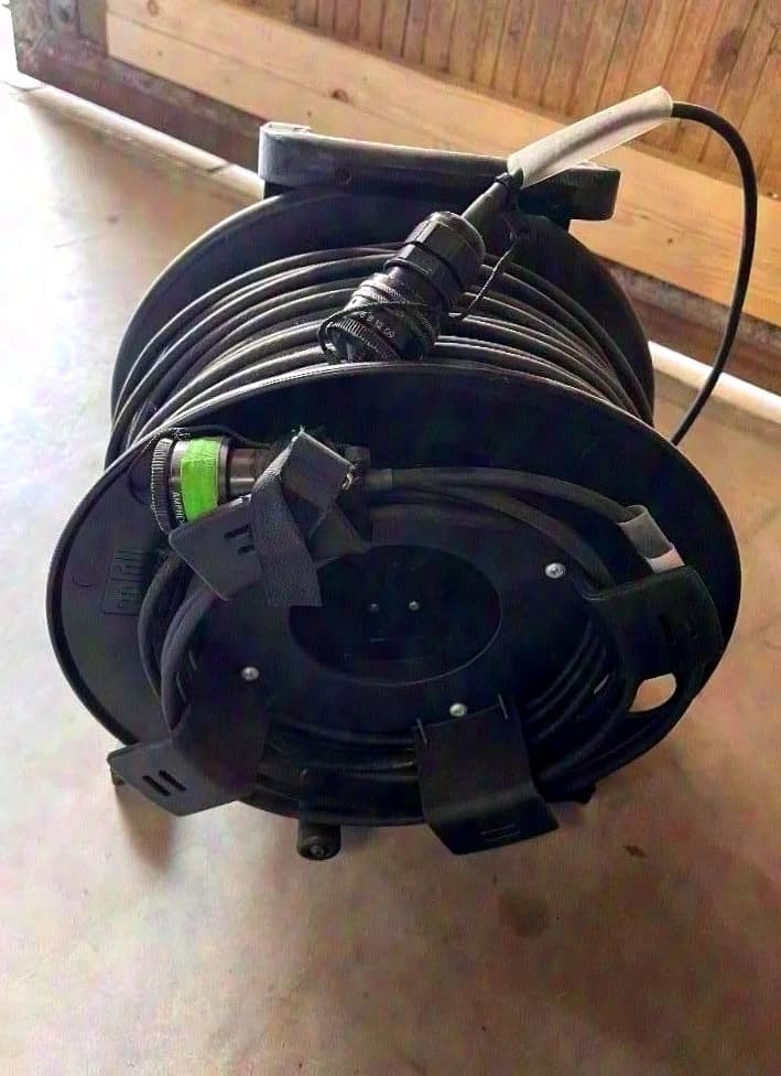 CAT5e 100m "evolution XPC Heavy Duty Tactical Gigabit Cat5e 301-190 4x2xAWG24/1" Trommel mit Amphenol Steckern
