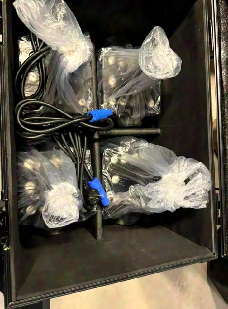 CO 2 Jets im 4er Case