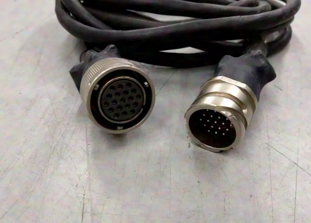Cacom 6 Kabel Amphenolstecker 5m