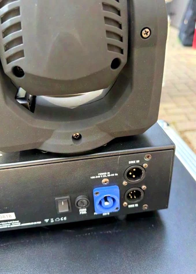 Cameo Hydrabeam 4000 RGBW inkl. Flightcase