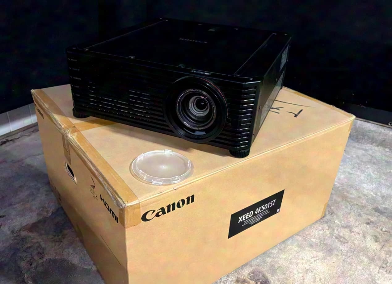 Canon XEED 4K501ST
