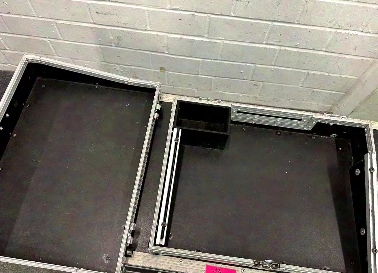 Case - Koffer - Lichtpultkoffer – Deckel abnehmbar mit Rackschinen – 40*52*17