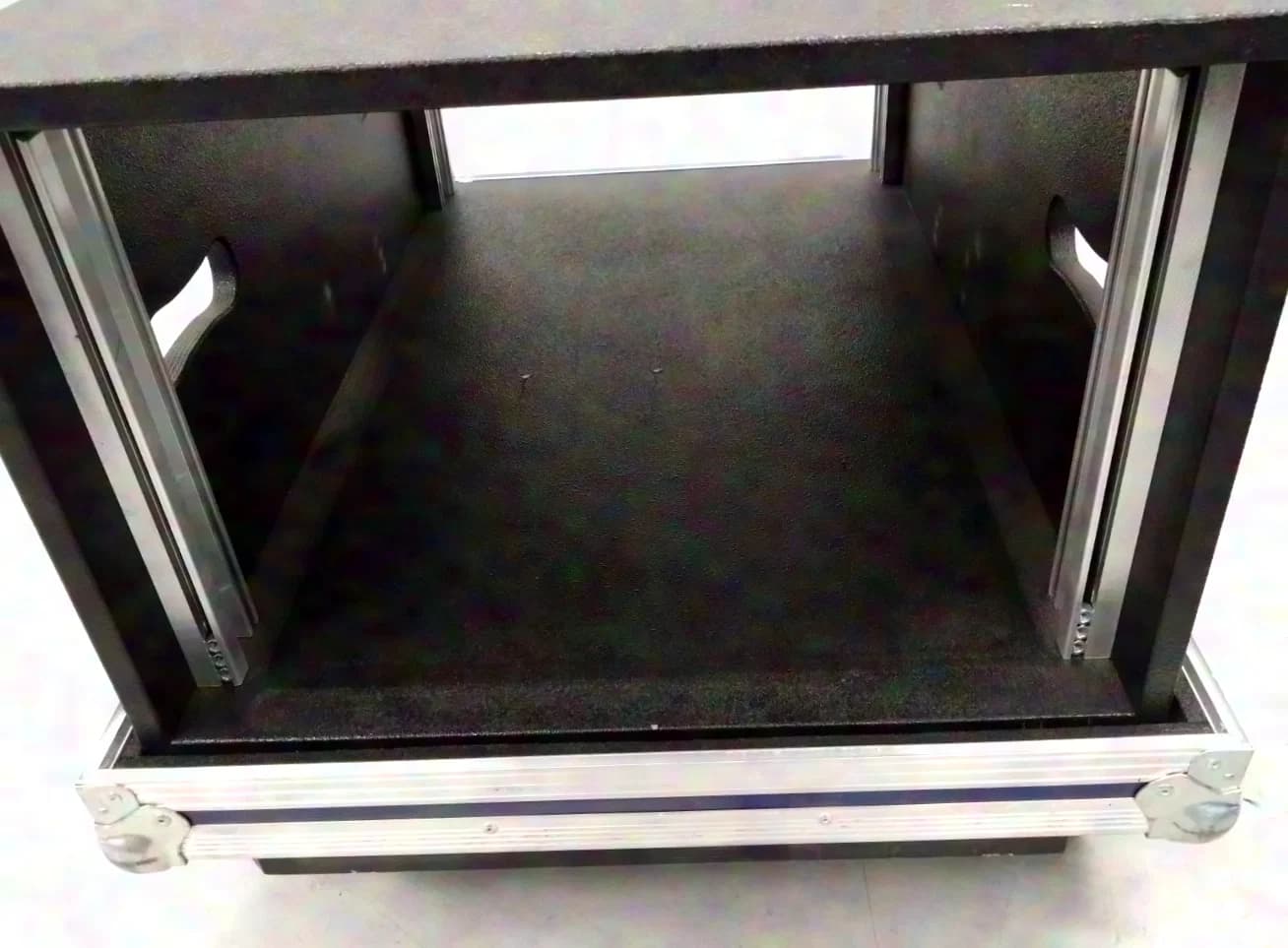 Case für AV Stumpfl Raw 4K3