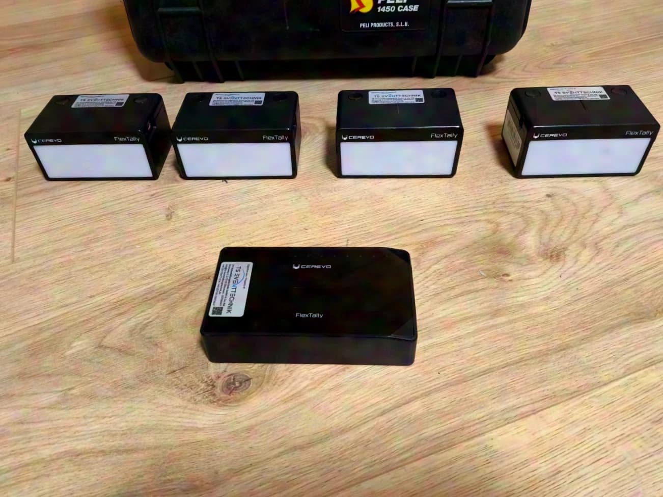 Cerevo Flex Tally Set mit Peli Case 1450