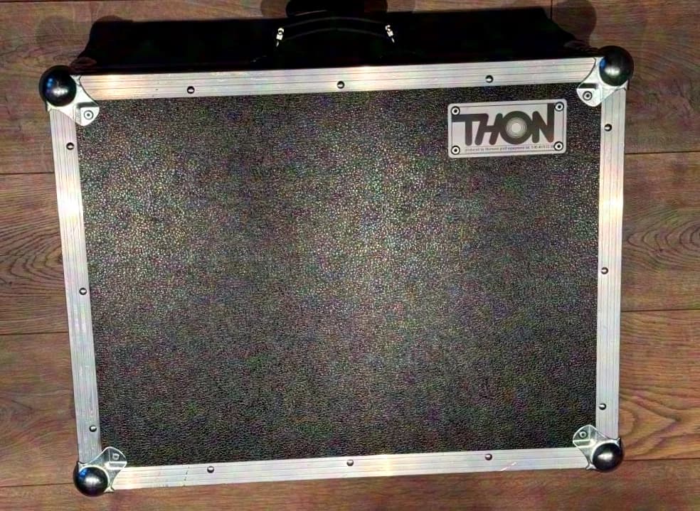 ChamSys ChamSys QuickQ 10 inkl. Original Thon Case - Neuzustand