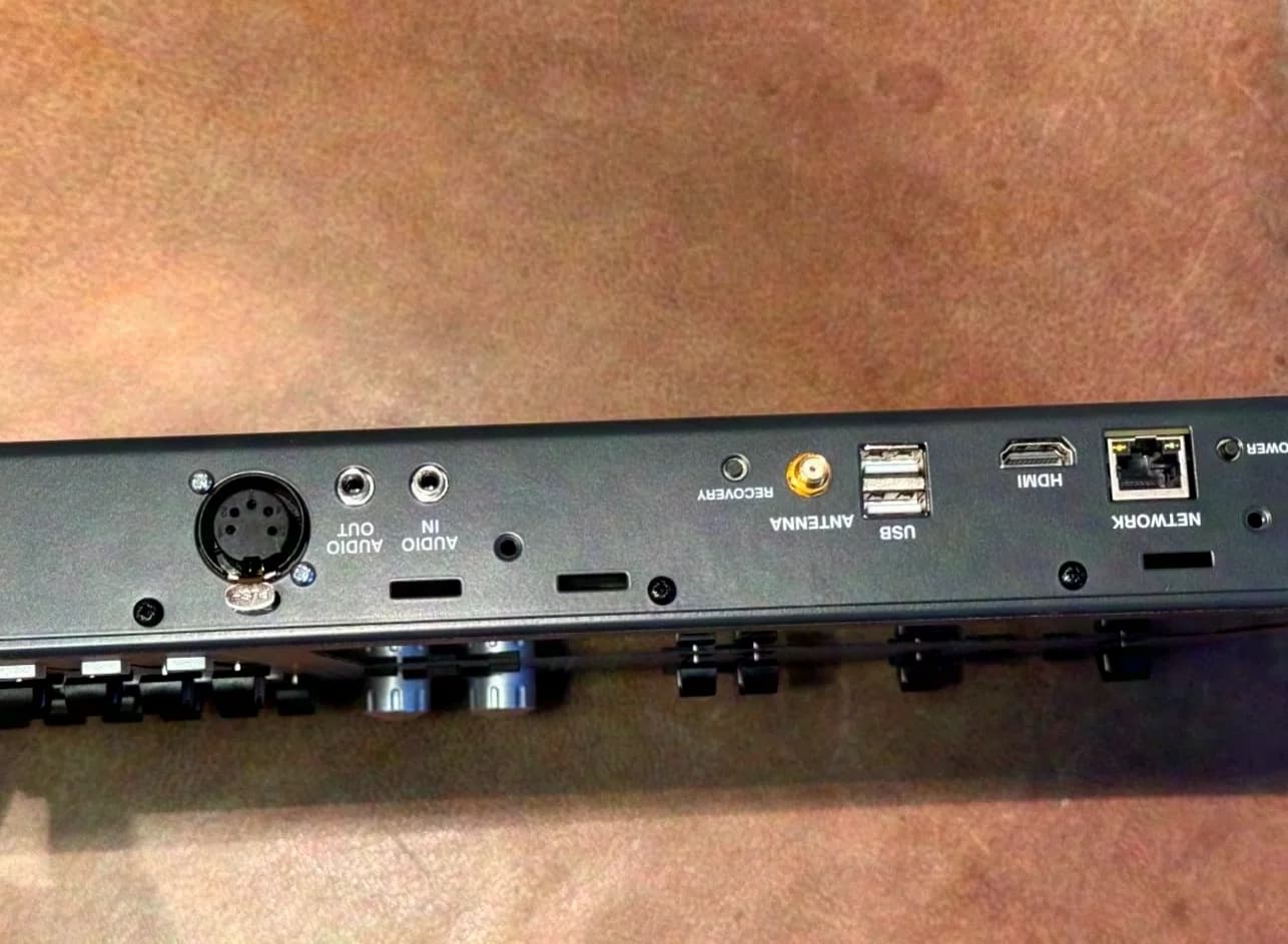 ChamSys ChamSys QuickQ 10 inkl. Original Thon Case - Neuzustand