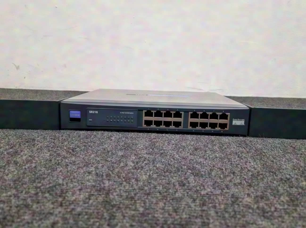 Cisco SR216 Switch