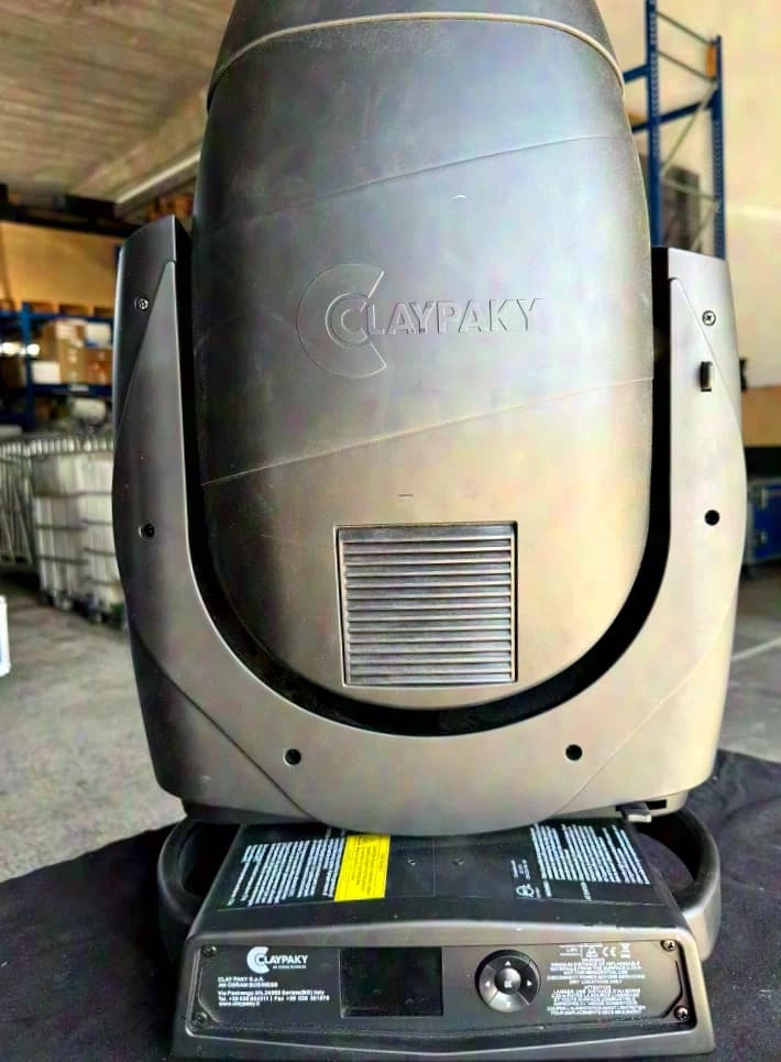 Clay Paky 2 x Sharpy Plus im Doppelcase Hybrid Beam, Spot