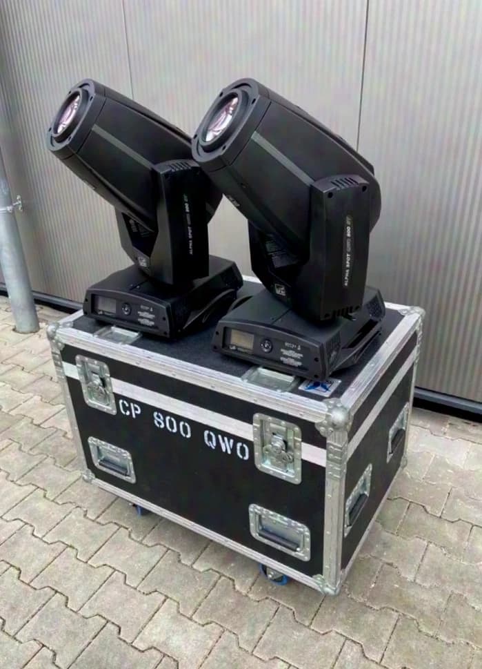 Clay Paky Alpha Spot QWO 800 inkl. Case
