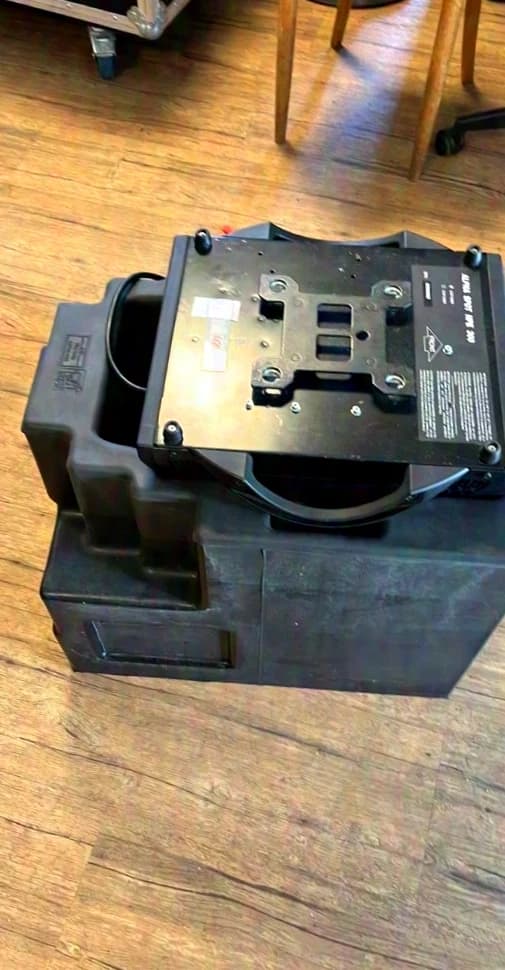 Clay Paky HPE 300 Spot