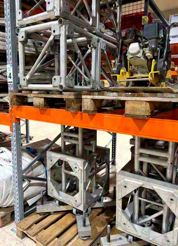 Contac GS Bühnendächer, MT Truss, TT Truss Groundsupport Schwerlasttraverse