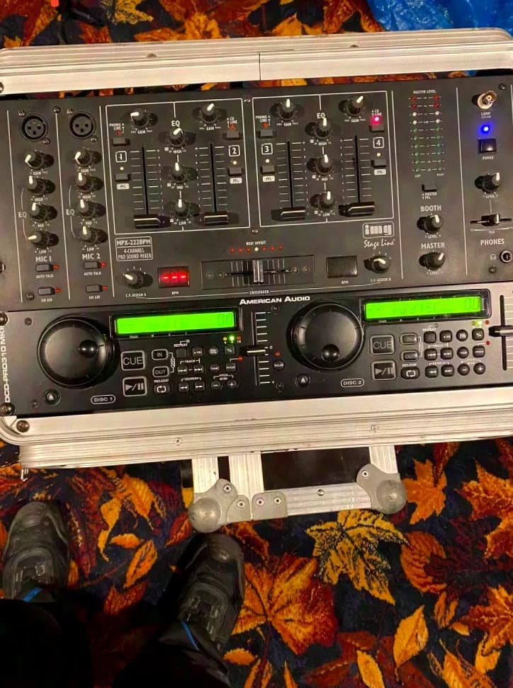 (DJ SET) IMG Stageline MPX 222BPM / American Audio Pro310 MkII