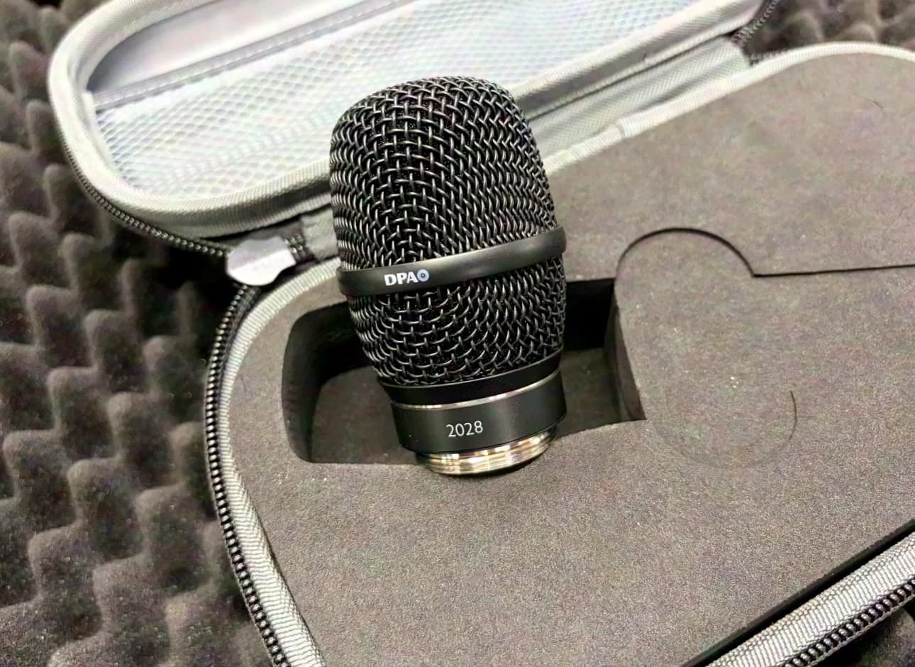 DPA 2028 Supernieren-Gesangsmikrofon mit SL1-Adapter (Shure/Sony/Lectrosonics)