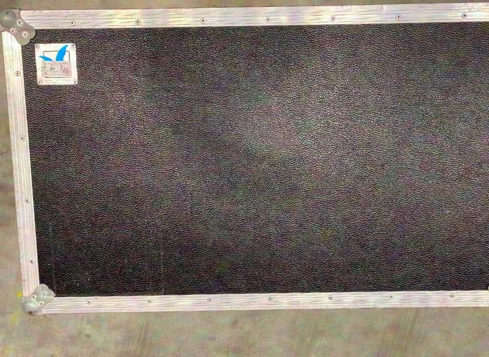 DTS Scena LED 80 weisses Gehäuse Scena LED 80 weisses Gehäuse