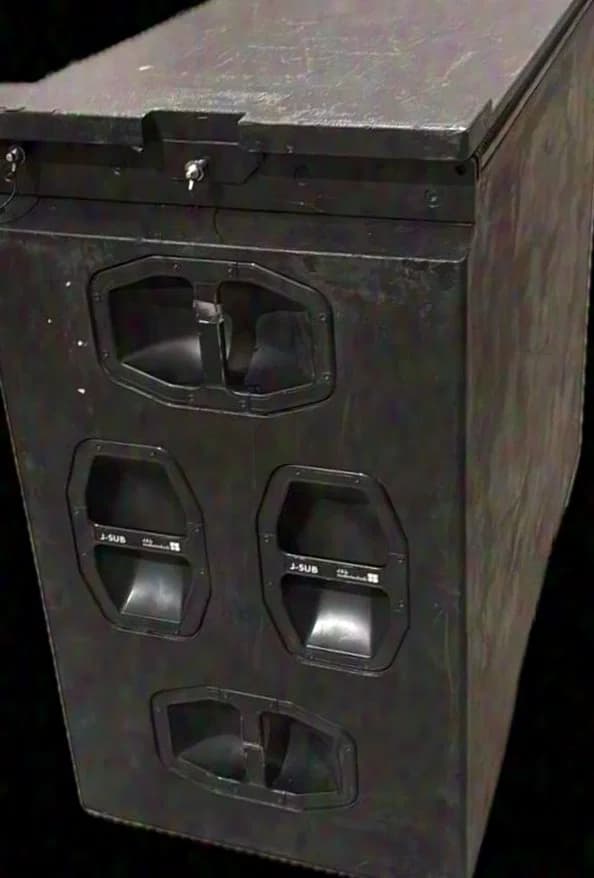 D&B Audiotechnik Komplettes d&b audiotechnik Beschallungssystem zu verkaufen J8 & J Sub