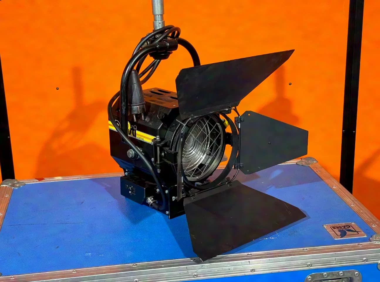 DeSisti LEONARDO, 1kW, p.o., 4er Set inkl. amptown Case