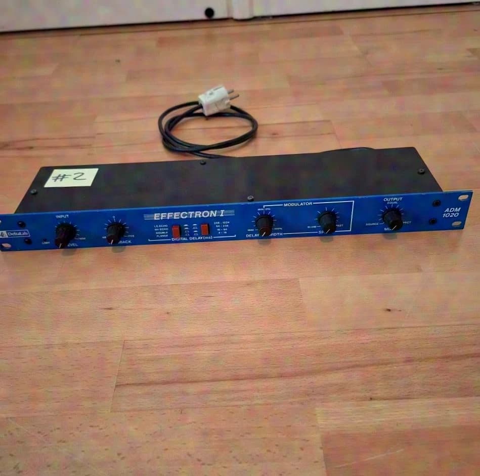 DeltaLab Effectron 1 (#2) digital delay analog style