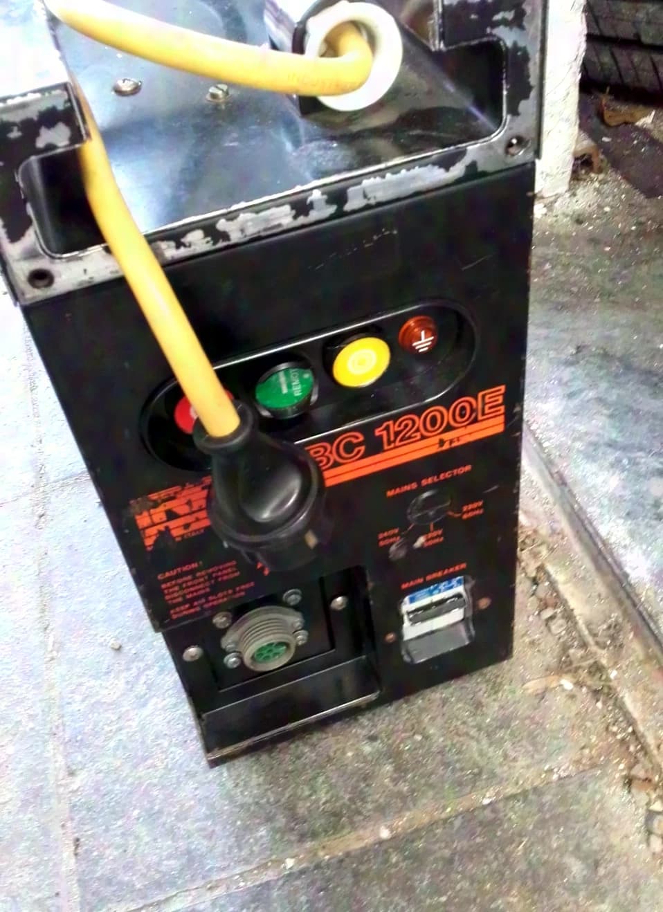 Desisti 1,2KW HMI Stufenlinse Rembrandt 2510 inkl. Jalousie