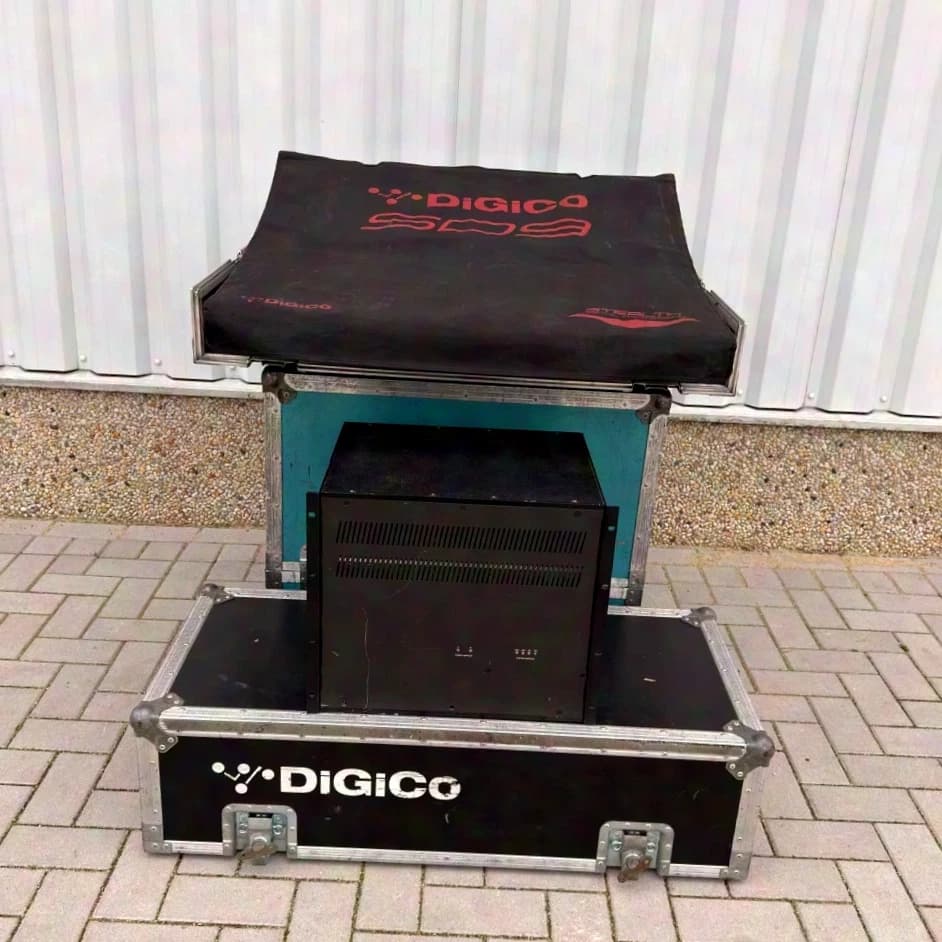 DiGiCo SD9 Core 2 Update + DiGiRack 48/32 | Certified Pre-owned