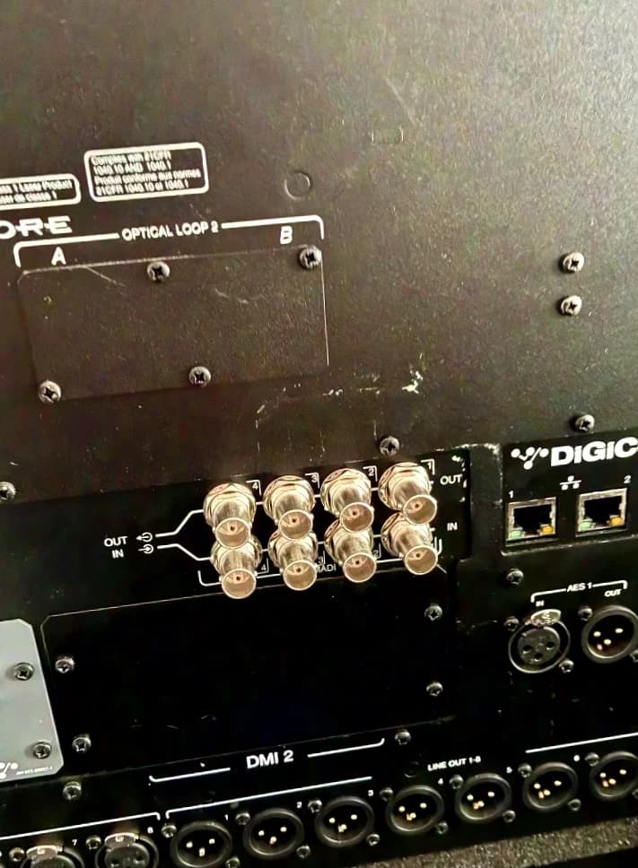 Digico Q225 Pulse, Waves, Optocore, Dante mit MQ Rack im Bundle
