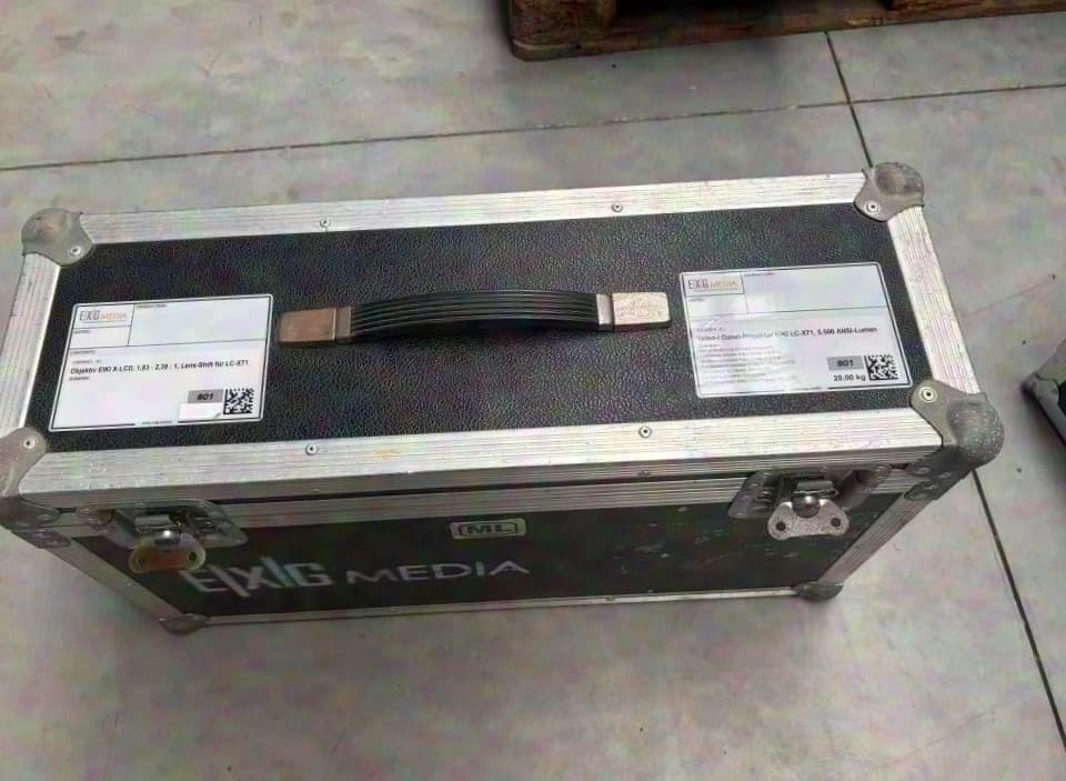 EIKI LC-X71 inkl. X-LCD