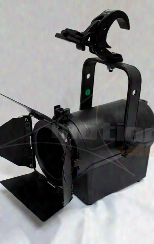 ELATION KL Fresnel 4" CW (Einzeln, 4er- und 8er-Set im Case)