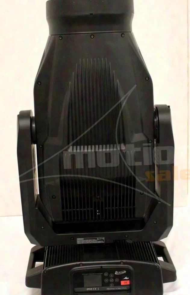 ELATION Proteus Brutus IP65 mit Framing (1er-Set im Case)