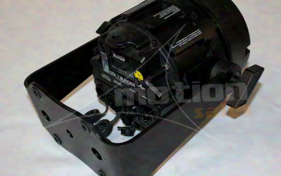 ELATION SŌL I Blinder IP65 (Einzeln und 10er-Set im Case)