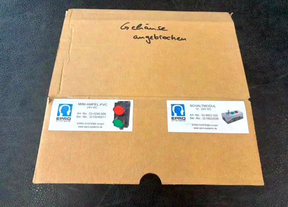 EPRO SYSTEMS 11x Mini-Ampel-PVC 24V-DC (1x Gehäuse angebrochen)