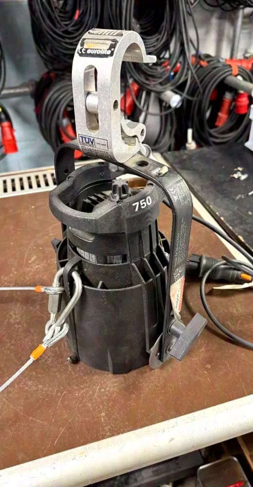 ETC S4 Source 4 Four 750W HPL Body für Zoom Tubus